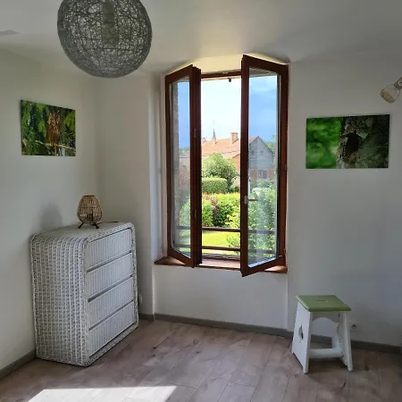 בית נופש Maison La Cigogne Noire